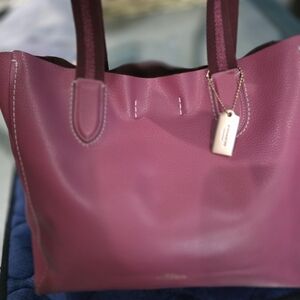 New Coach Elegant Mauve Leather Tote Bag
